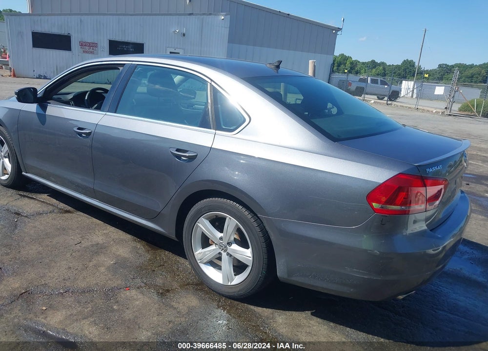 2014 VOLKSWAGEN PASSAT 1.8T SE VIN: 1VWBT7A32EC035353
