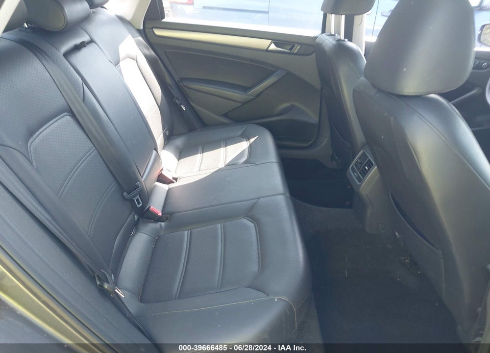 2014 VOLKSWAGEN PASSAT 1.8T SE VIN: 1VWBT7A32EC035353