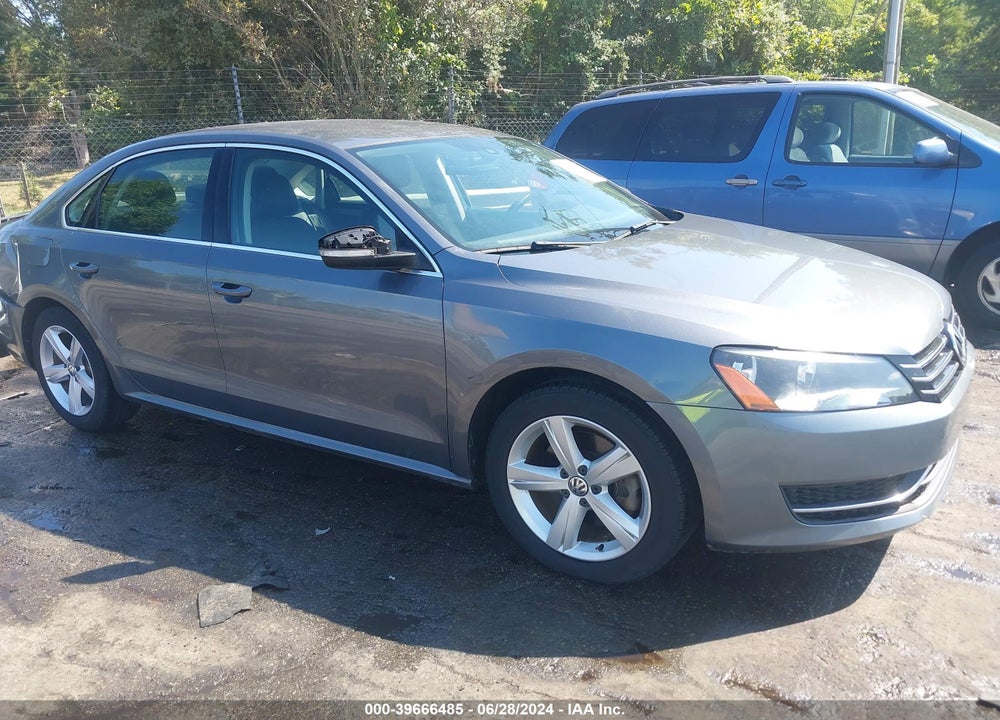 2014 VOLKSWAGEN PASSAT 1.8T SE VIN: 1VWBT7A32EC035353