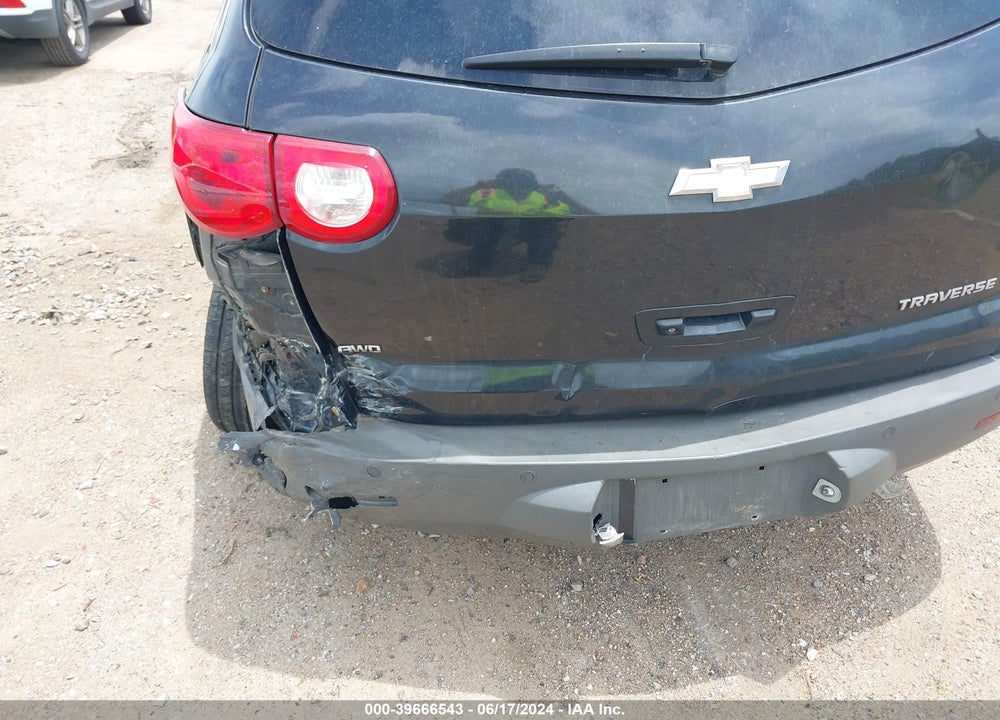 2010 CHEVROLET TRAVERSE LT VIN: 1GNLVFED9AS152451