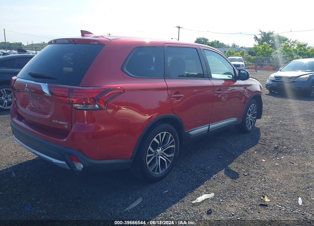 2018 MITSUBISHI OUTLANDER SE VIN: JA4AD3A32JZ037724