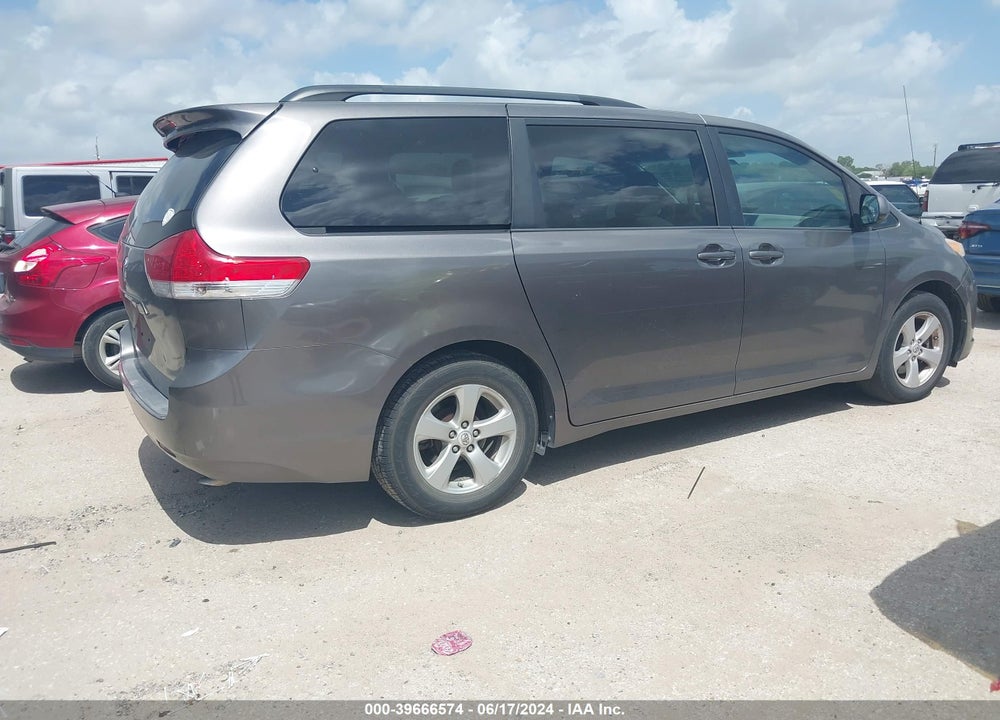 2011 TOYOTA SIENNA LE V6 VIN: 5TDKK3DC7BS167688