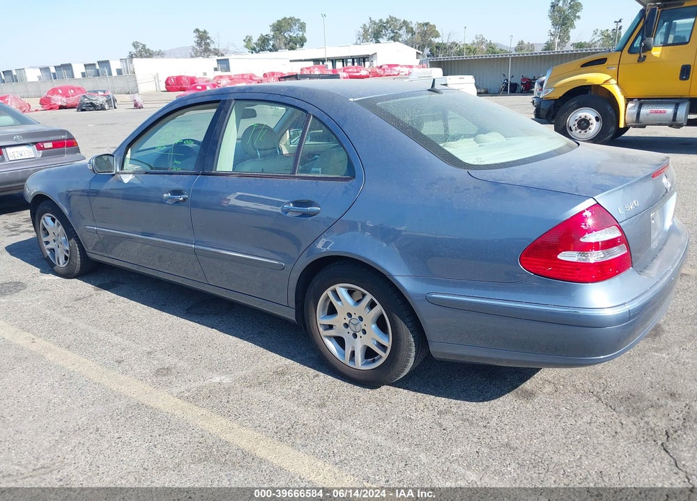 2005 MERCEDES-BENZ E 320 VIN: WDBUF65J55A715358