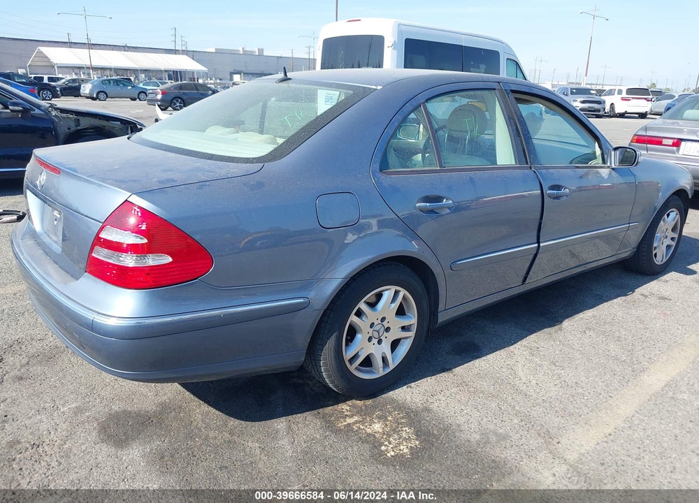 2005 MERCEDES-BENZ E 320 VIN: WDBUF65J55A715358