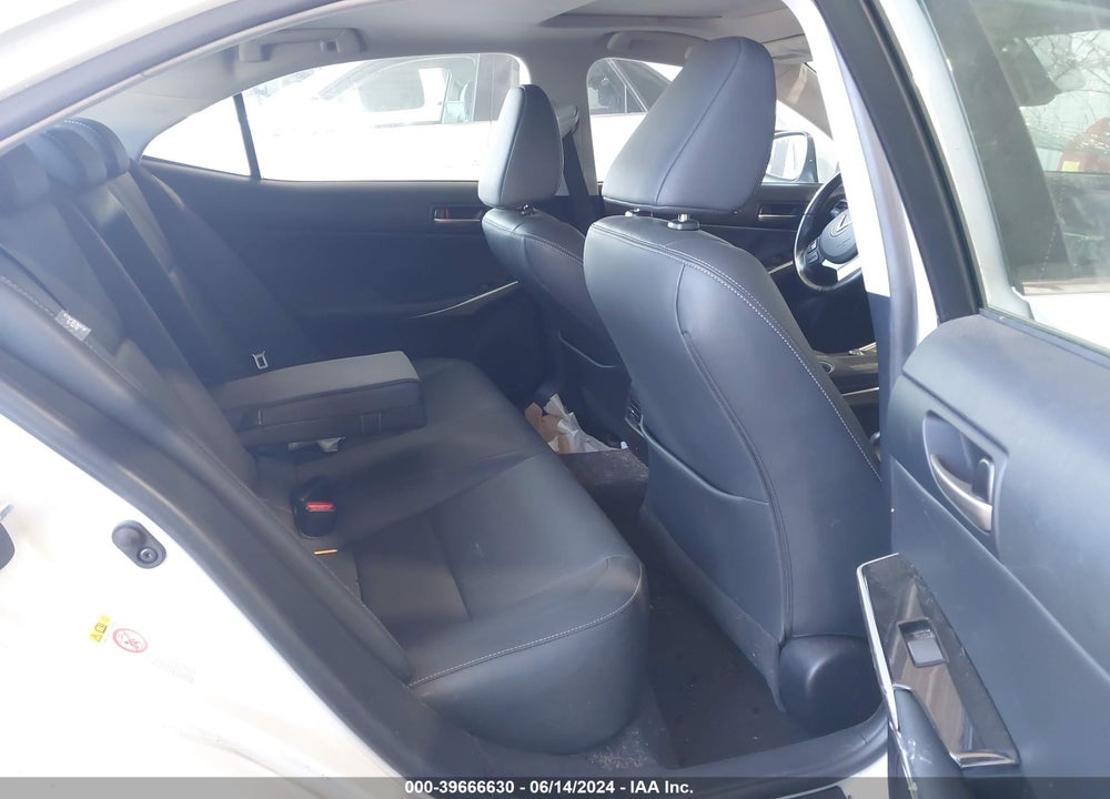 2017 LEXUS IS 200T VIN: JTHBA1D28H5060483