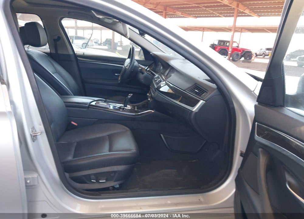 2013 BMW 528I VIN: WBAXG5C55DDY32735