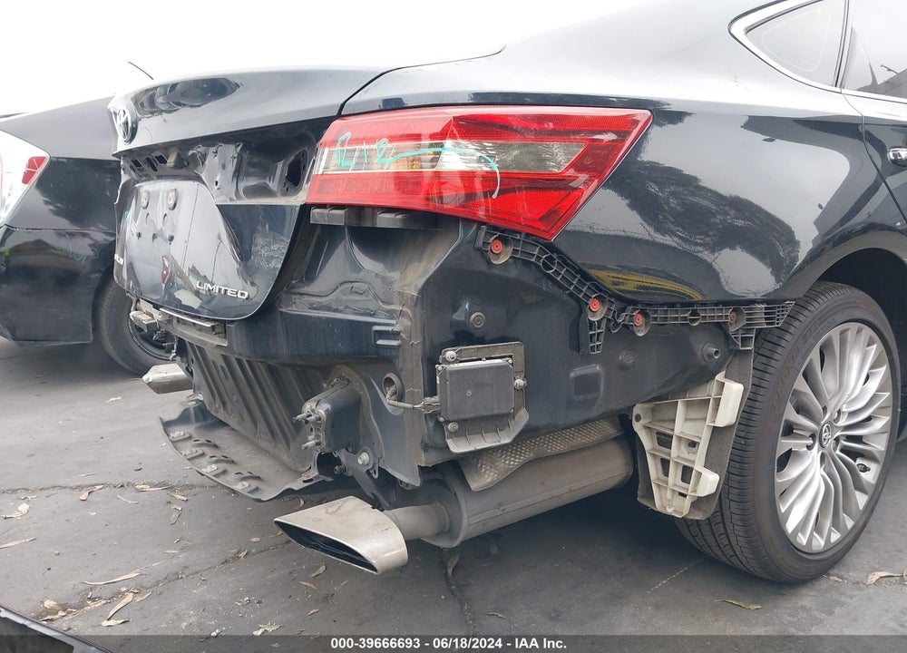 2018 TOYOTA AVALON LIMITED VIN: 4T1BK1EB3JU279968