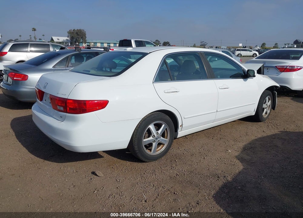2005 HONDA ACCORD VIN: 1HGCM56835A074124