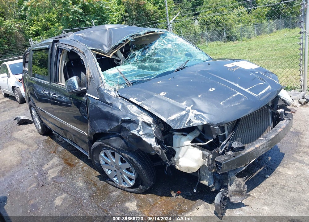 2011 CHRYSLER TOWN & COUNTRY TOURING-L VIN: 2A4RR8DG3BR704943