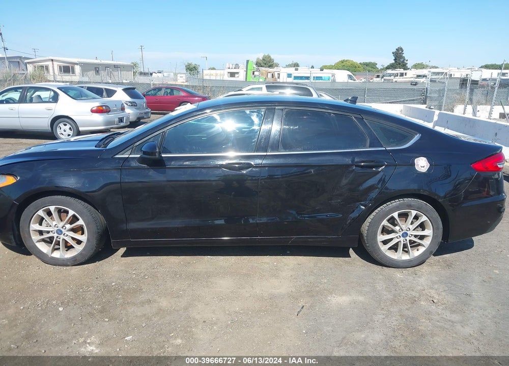 2019 FORD FUSION SE VIN: 3FA6P0HD1KR284759