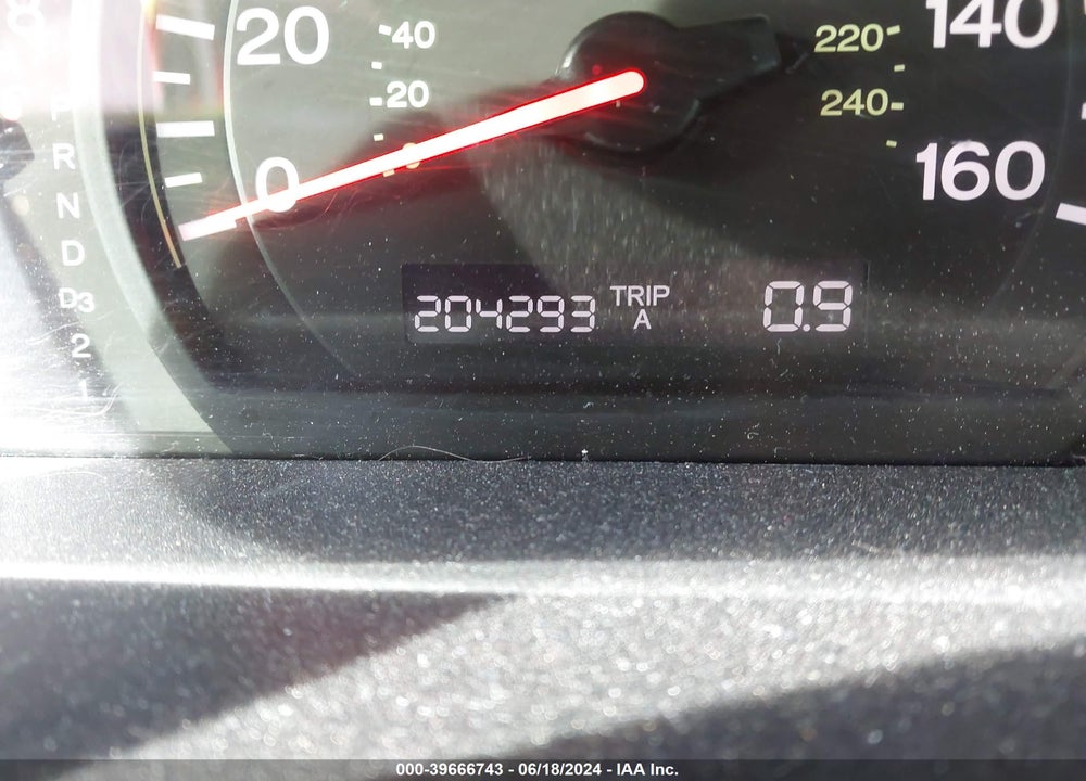 2005 HONDA ACCORD 2.4 LX VIN: 1HGCM564X5A014600