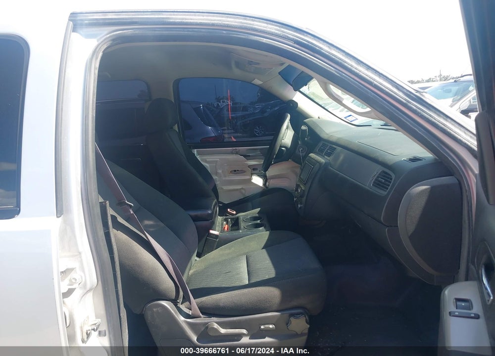 2014 CHEVROLET TAHOE COMMERCIAL VIN: 1GNLC2E09ER225116