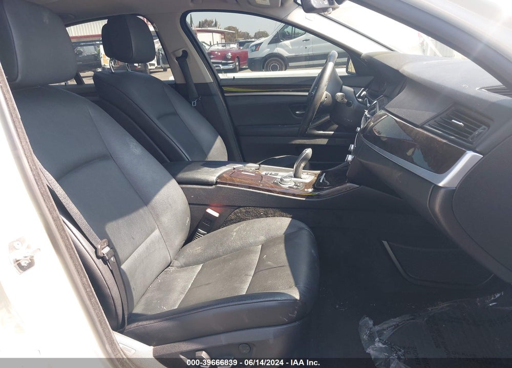 2013 BMW 535I VIN: WBAFR7C57DC818892