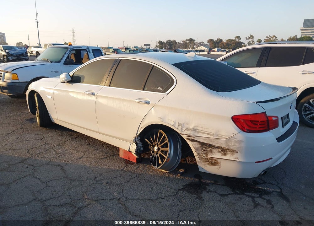 2013 BMW 535I VIN: WBAFR7C57DC818892