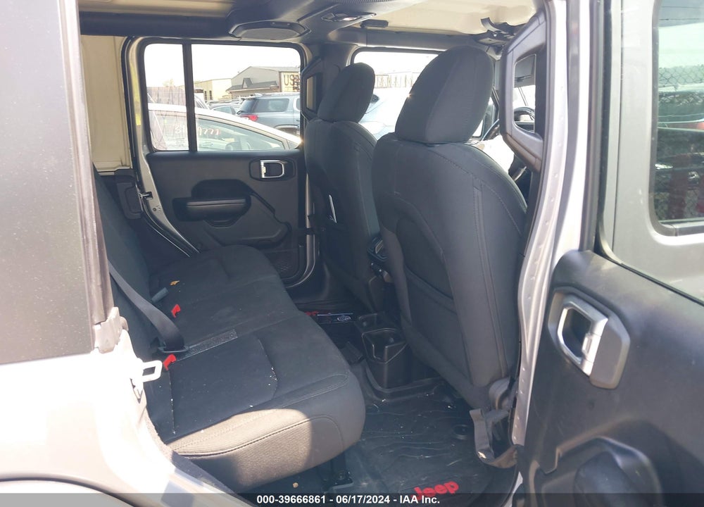 2018 JEEP WRANGLER UNLIMITED SPORT S 4X4 VIN: 1C4HJXDNXJW302974