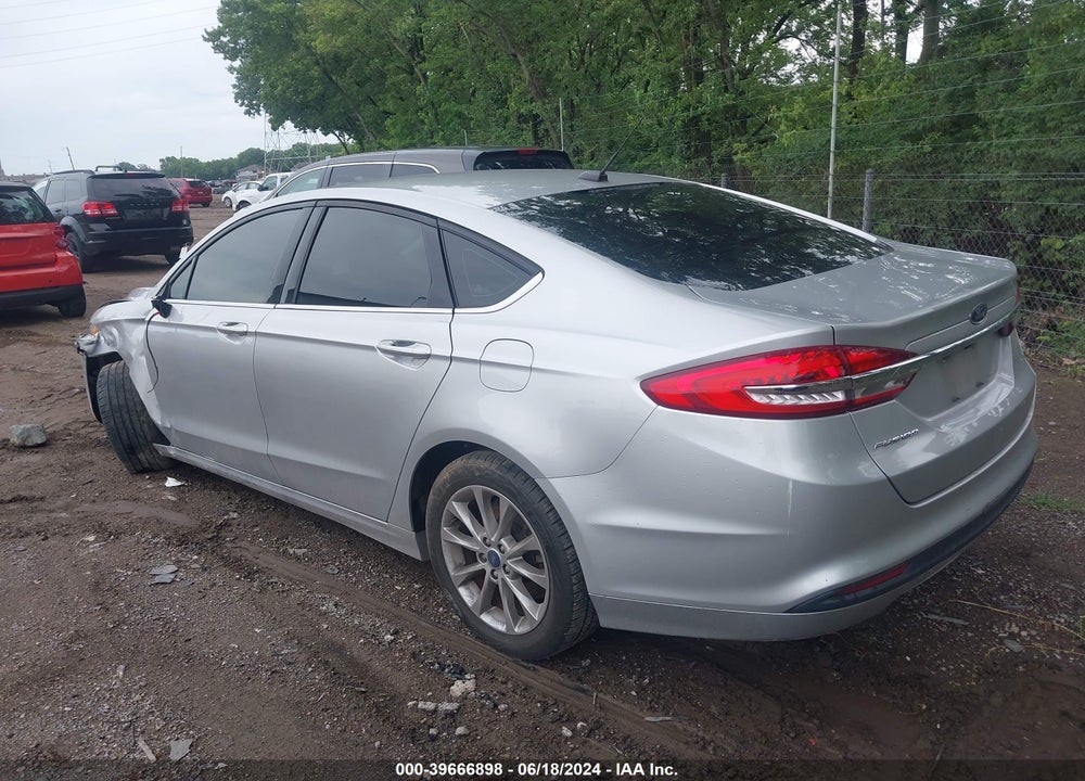 2017 FORD FUSION SE VIN: 3FA6P0H71HR231529
