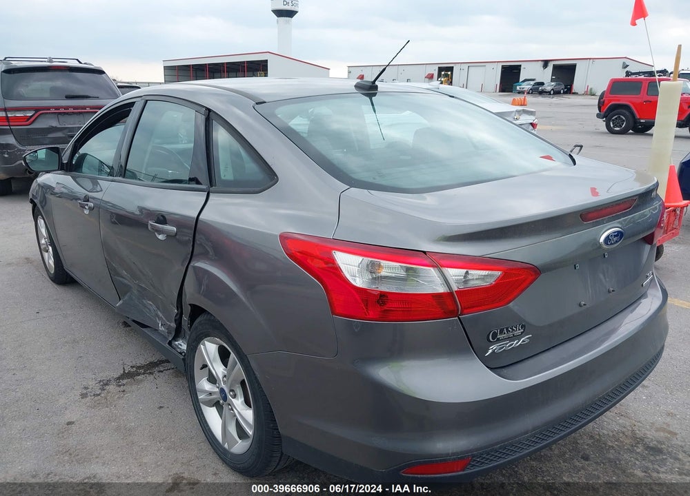 2014 FORD FOCUS SE VIN: 1FADP3F27EL161240