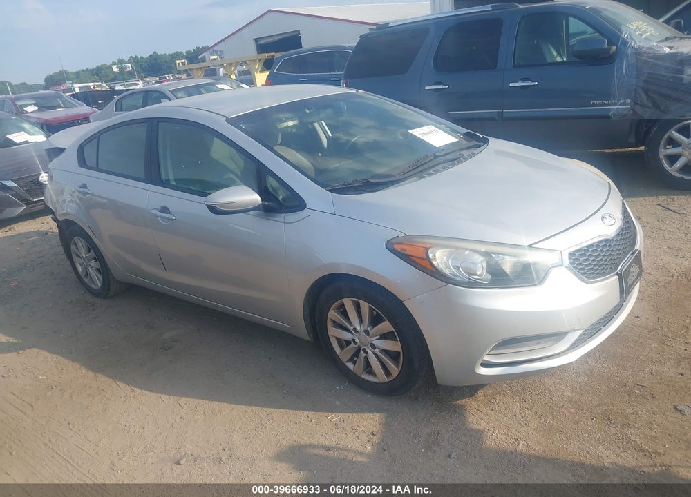 2015 KIA FORTE LX VIN: KNAFX4A61F5272842