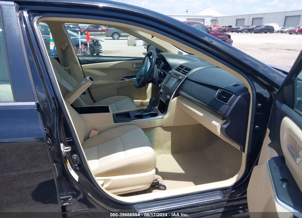 2015 TOYOTA CAMRY LE VIN: 4T1BF1FK5FU484511