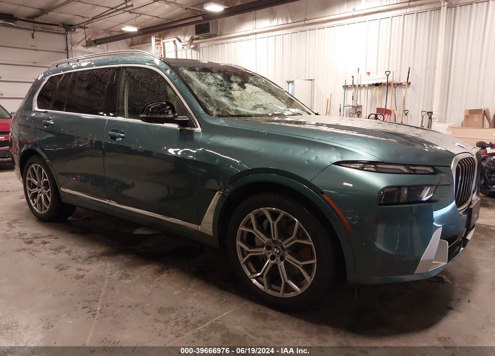 2024 BMW X7 XDRIVE40I VIN: 5UX23EM05R9U87419