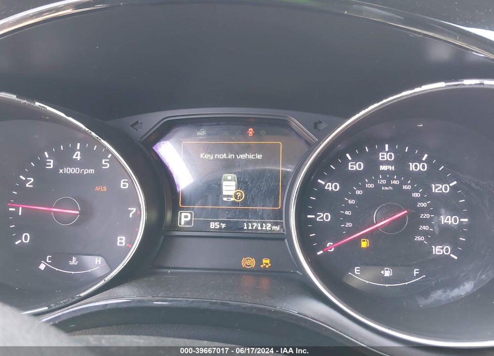 2018 KIA SEDONA SX VIN: KNDMC5C1XJ6380960