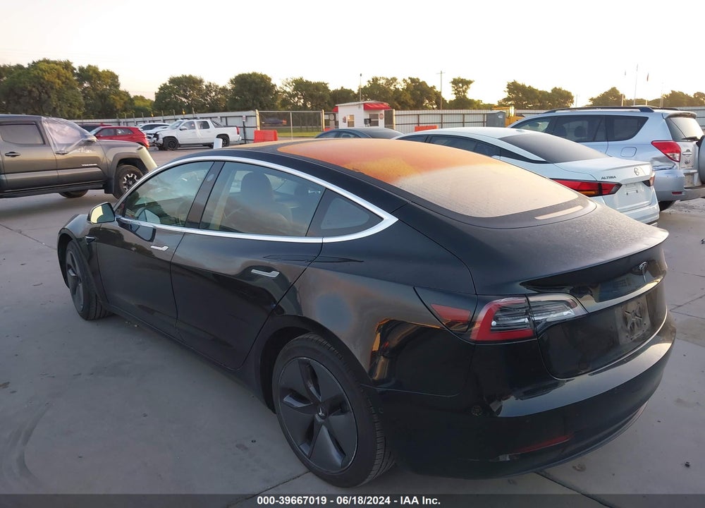2018 TESLA MODEL 3 LONG RANGE/MID RANGE VIN: 5YJ3E1EA4JF004948