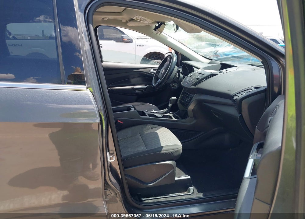 2017 FORD ESCAPE SE VIN: 1FMCU0G97HUA39674