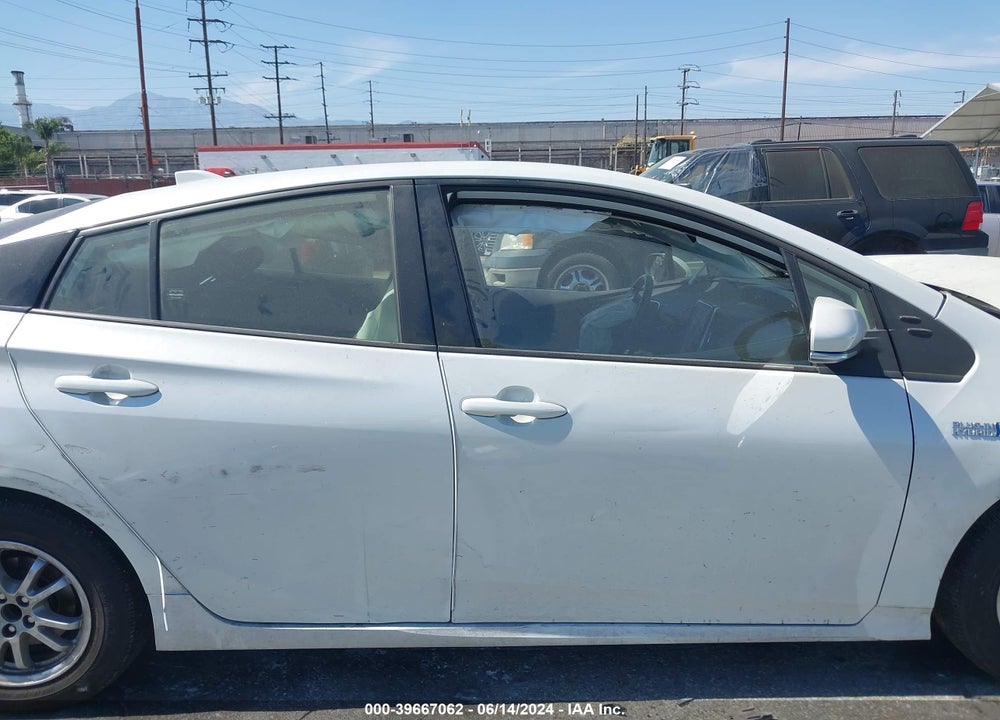 2022 TOYOTA PRIUS PRIME XLE VIN: JTDKAMFPXN3199047