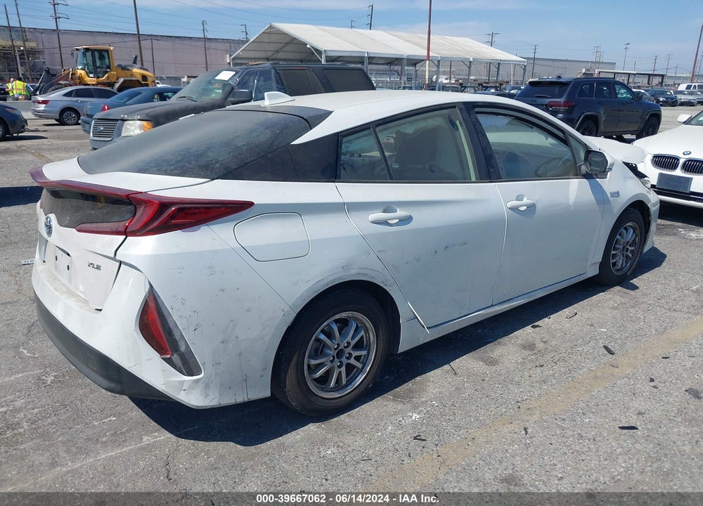 2022 TOYOTA PRIUS PRIME XLE VIN: JTDKAMFPXN3199047
