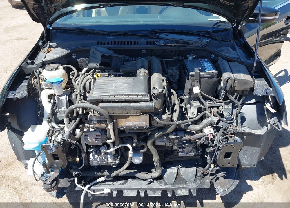 2018 VOLKSWAGEN JETTA 1.4T SE/1.4T WOLFSBURG EDITION VIN: 3VWDB7AJ0JM206829