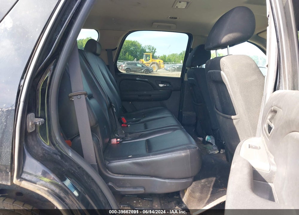 2010 CHEVROLET TAHOE SPECIAL SERVICES VIN: 1GNUKAE03AR215919