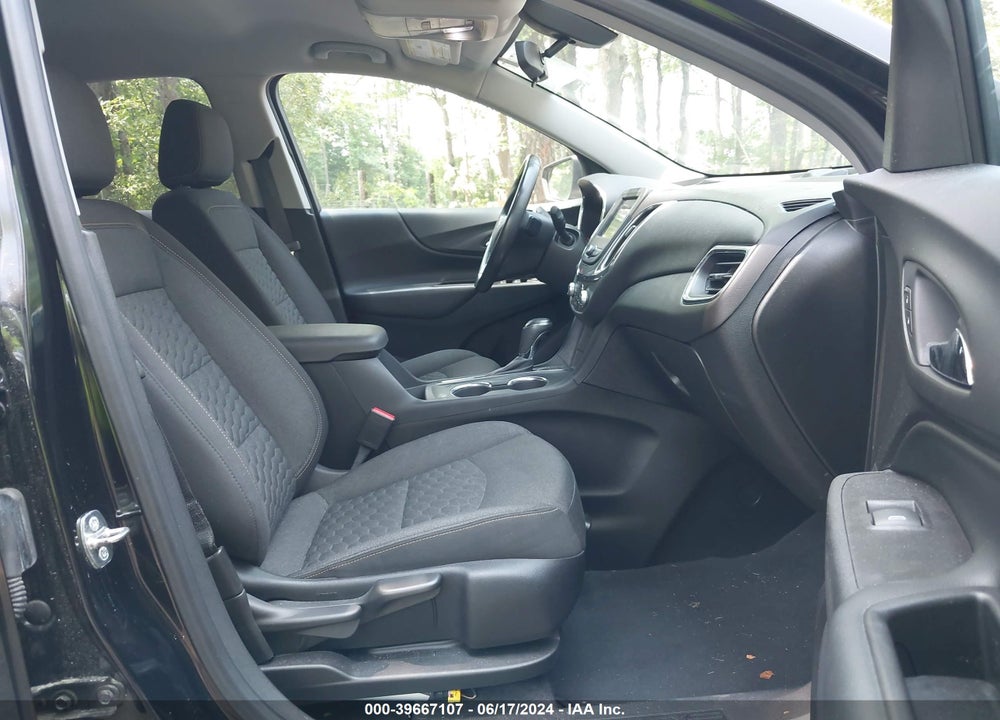 2019 CHEVROLET EQUINOX LT VIN: 2GNAXUEV9K6232352