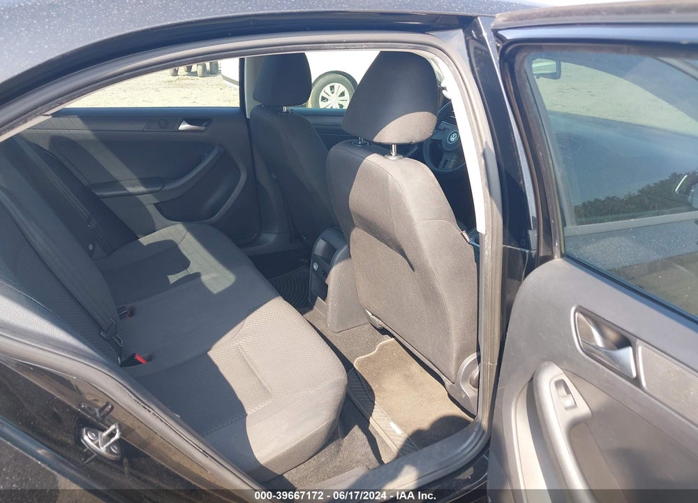 2014 VOLKSWAGEN JETTA 2.0L S VIN: 3VW2K7AJ7EM393712