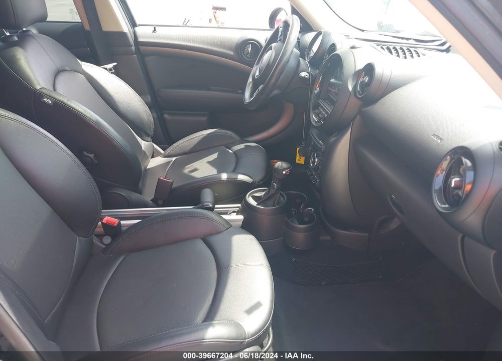 2016 MINI COUNTRYMAN COOPER S VIN: WMWZC3C58GWT08481