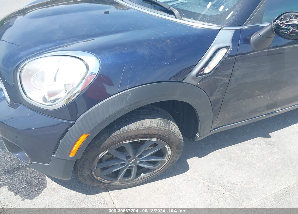 2016 MINI COUNTRYMAN COOPER S VIN: WMWZC3C58GWT08481