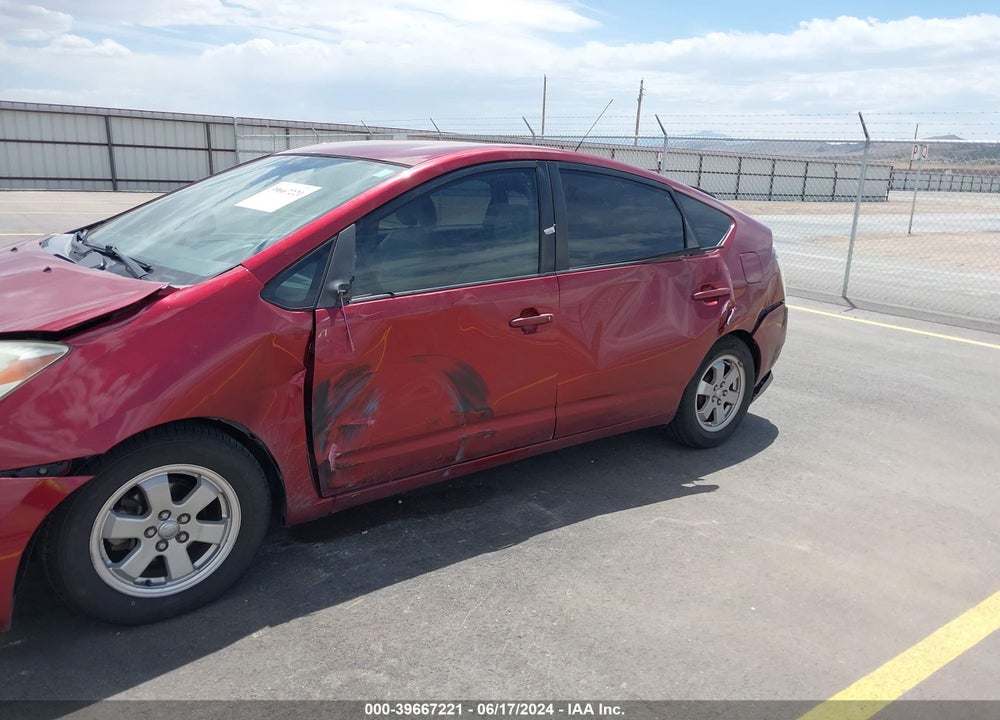 2005 TOYOTA PRIUS VIN: JTDKB20U957039587