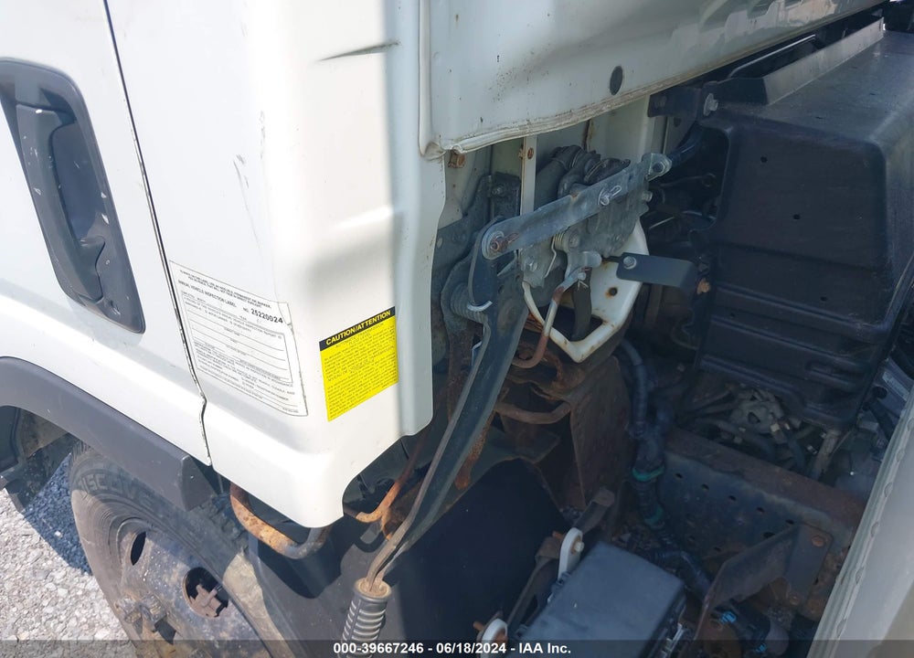 2014 ISUZU NPR HD DSL REG AT VIN: JALC4W166E7003537