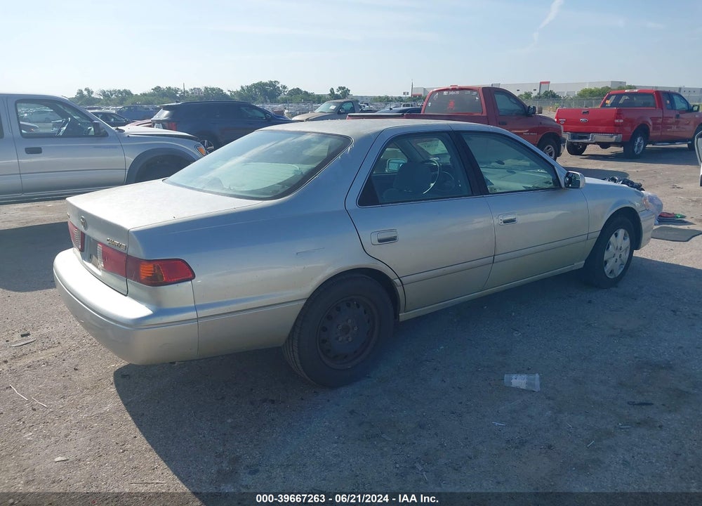 2000 TOYOTA CAMRY LE VIN: JT2BG22K6Y0406108