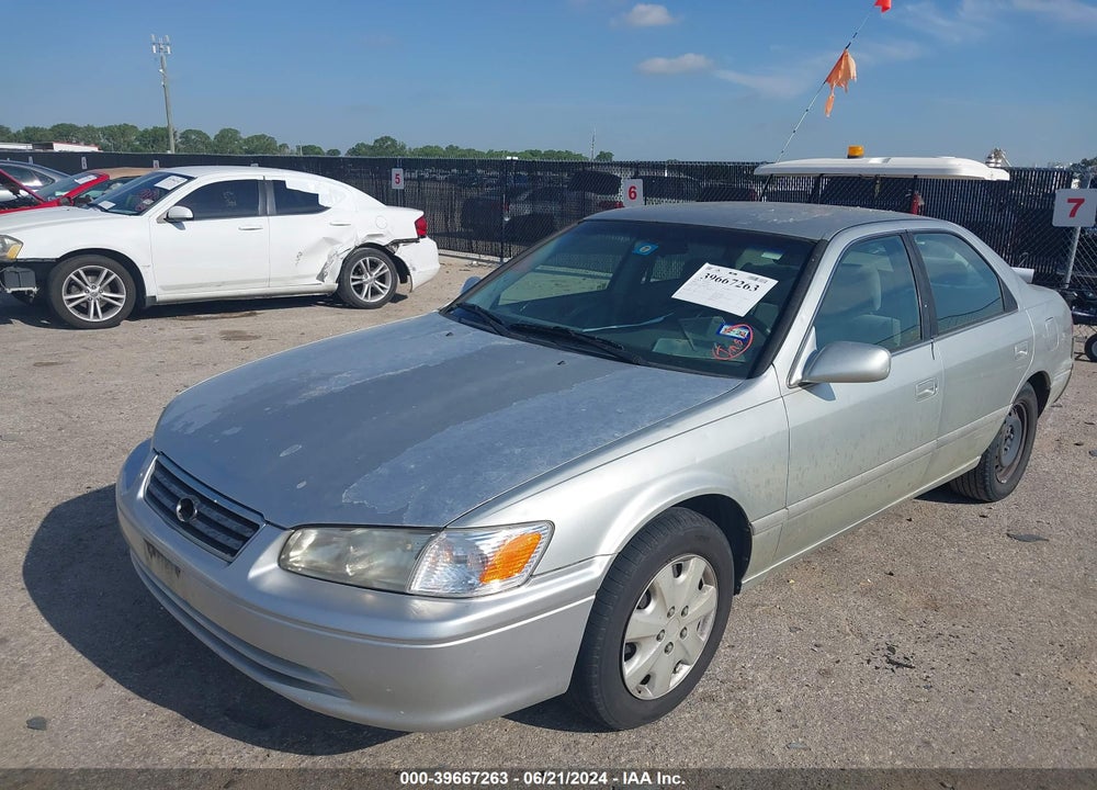 2000 TOYOTA CAMRY LE VIN: JT2BG22K6Y0406108