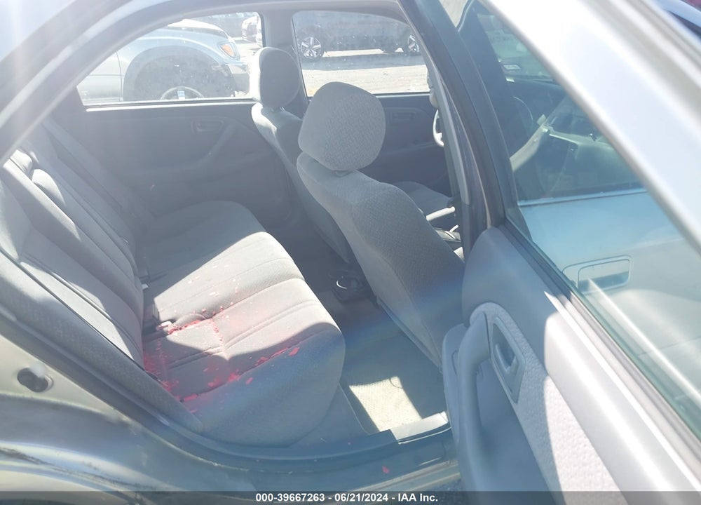 2000 TOYOTA CAMRY LE VIN: JT2BG22K6Y0406108