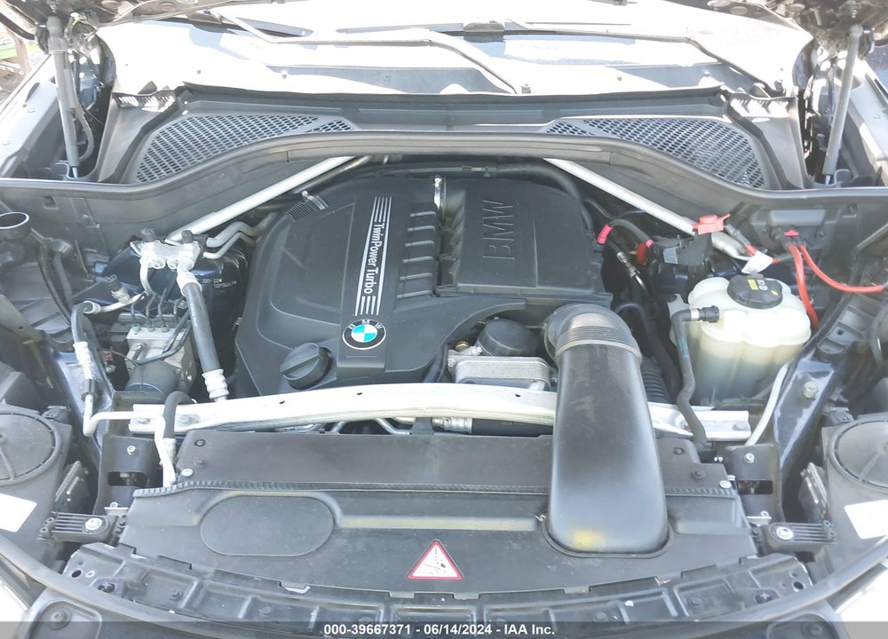 2016 BMW X5 XDRIVE35I VIN: 5UXKR0C52G0P30247