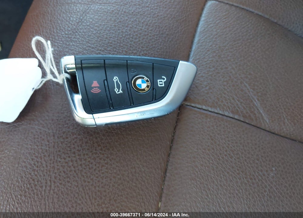 2016 BMW X5 XDRIVE35I VIN: 5UXKR0C52G0P30247