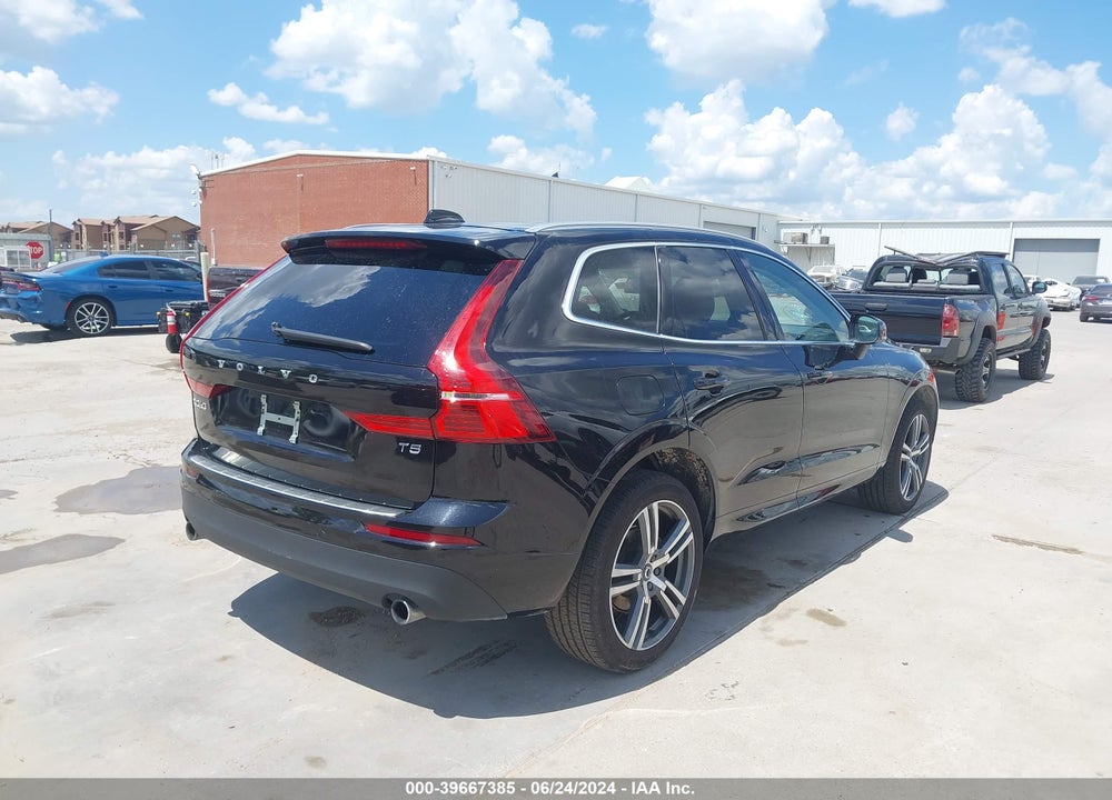 2020 VOLVO XC60 T5 MOMENTUM VIN: YV4102DK4L1589903