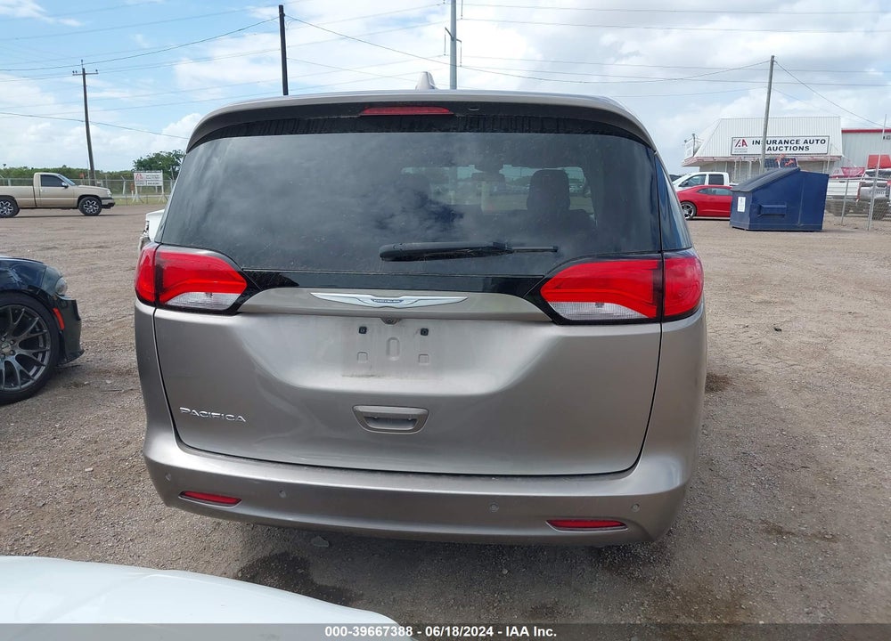 2018 CHRYSLER PACIFICA LX VIN: 2C4RC1CG1JR105053