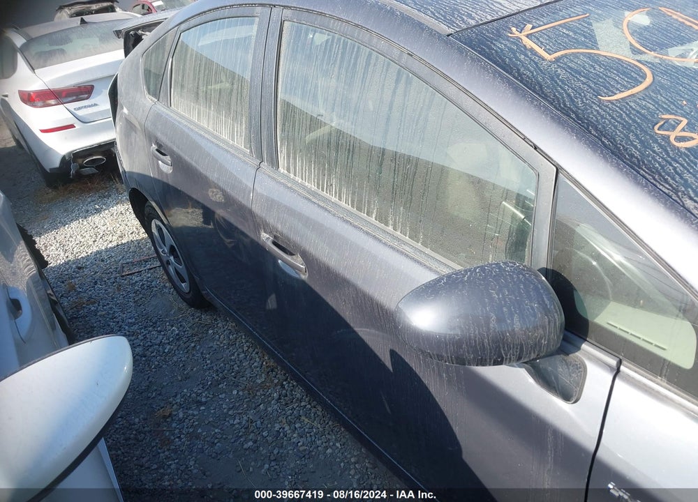 2015 TOYOTA PRIUS VIN: JTDKN3DU8F0462078