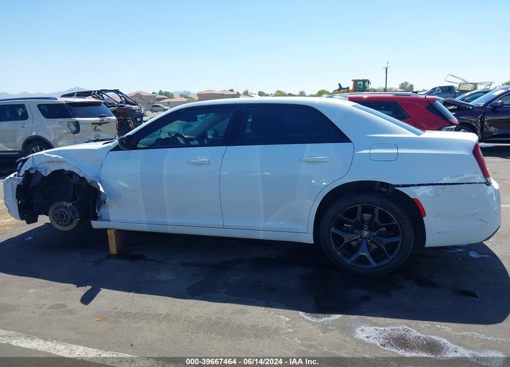 2020 CHRYSLER 300 TOURING VIN: 2C3CCAAG8LH242092