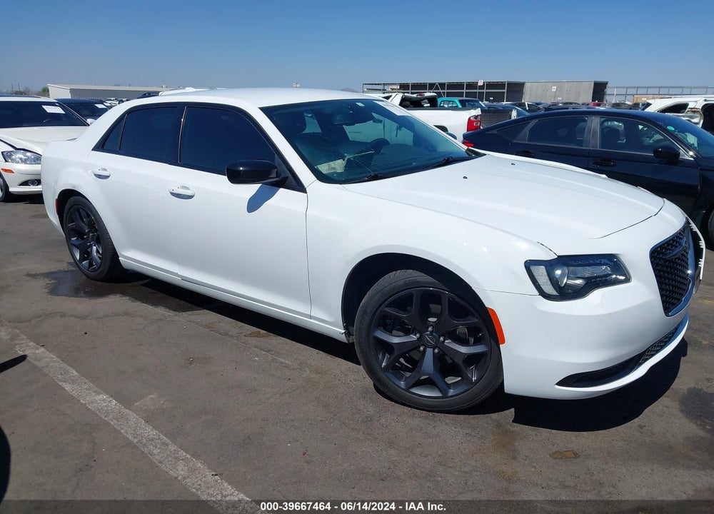 2020 CHRYSLER 300 TOURING VIN: 2C3CCAAG8LH242092