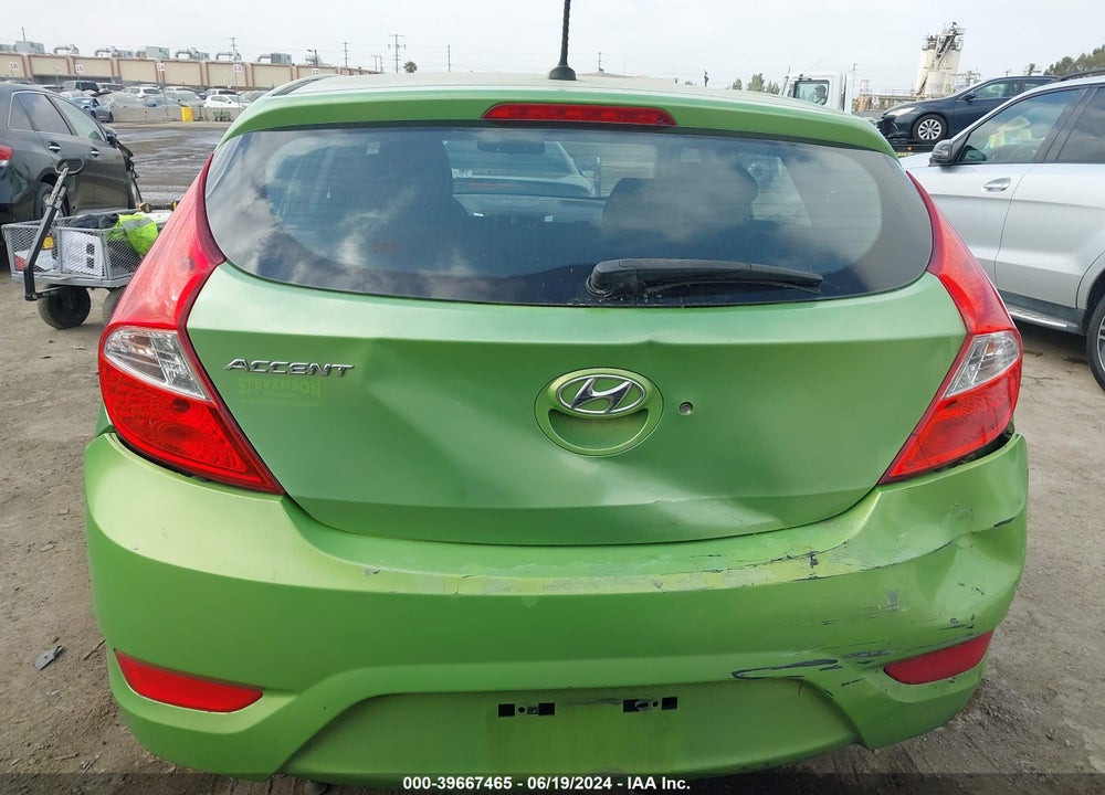 2013 HYUNDAI ACCENT VIN: KMHCT5AE0DU132181