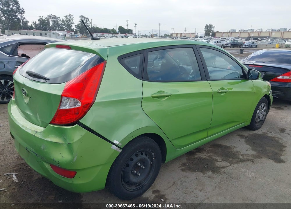 2013 HYUNDAI ACCENT VIN: KMHCT5AE0DU132181