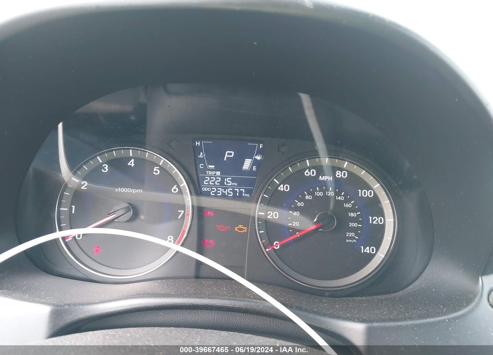 2013 HYUNDAI ACCENT VIN: KMHCT5AE0DU132181